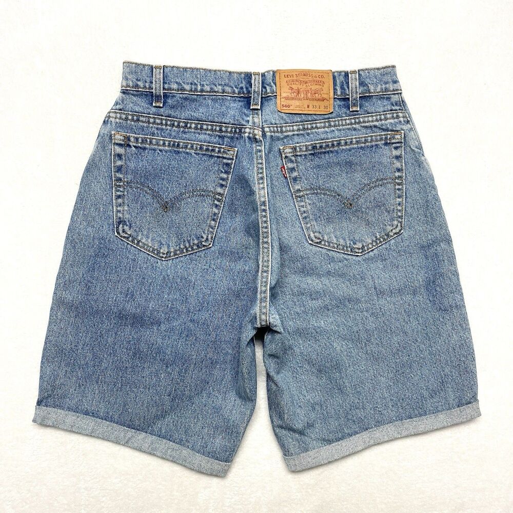Vintage Levi's 560 Loose Fit Denim Shorts Women's W33 Cuffed Hems Made In USA